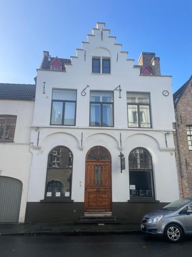 1640 *